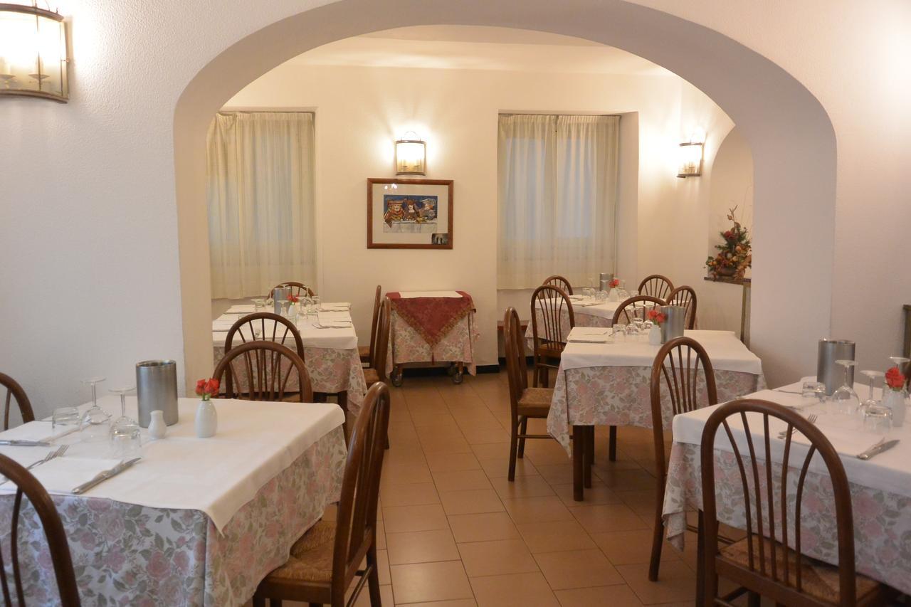 Albergo Panson Генуа Екстериор снимка